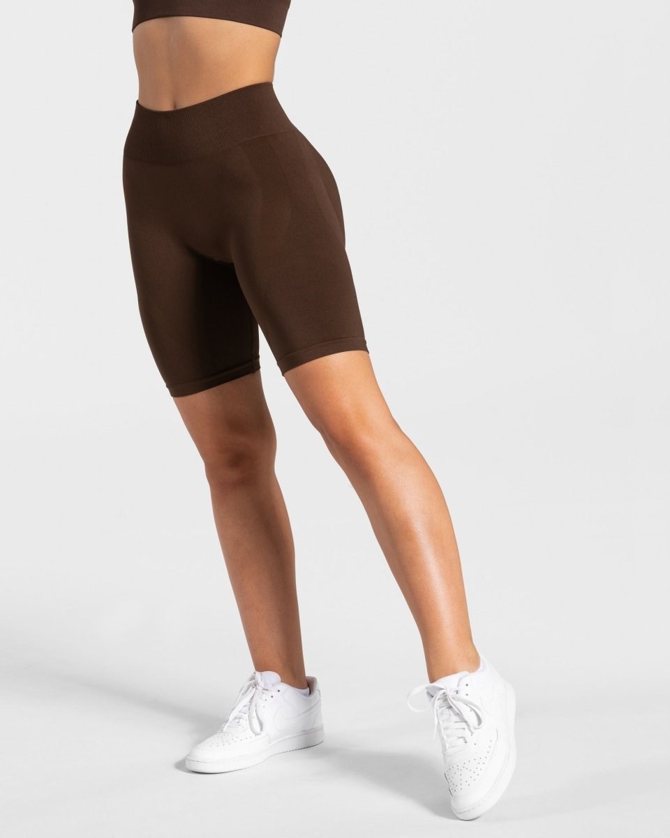TEVEO Charming Scrunch Shorts Braun | ENBM-54168