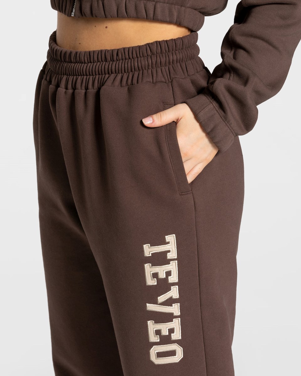 TEVEO College Oversized Jogger Tmavě Hnědé | HOVE-24897