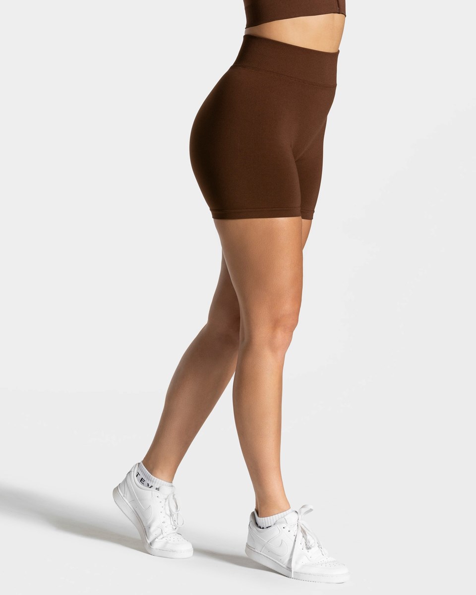TEVEO Statement Scrunch Shorts Kaffee | YFZE-53296
